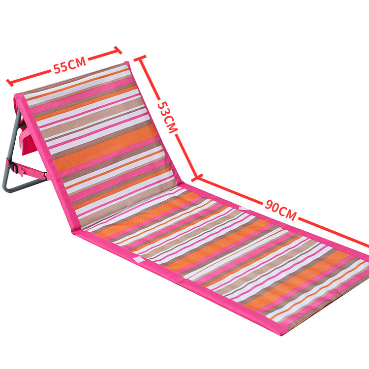 Kursi luang pantai Permaisatan lemput mburi
